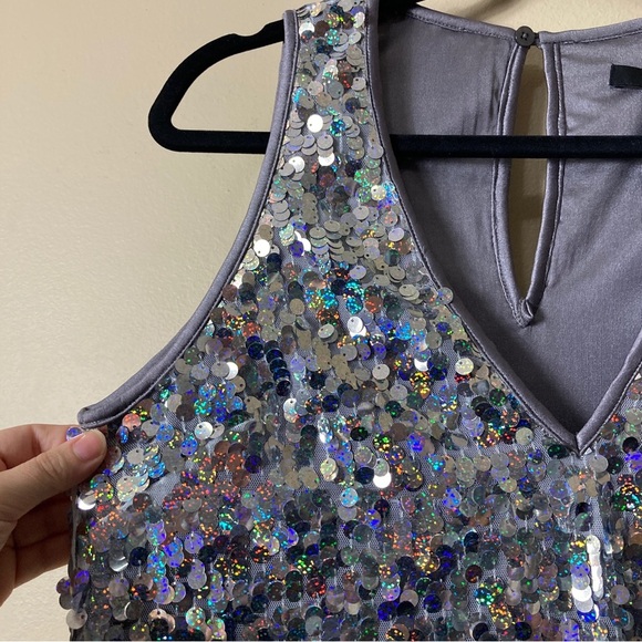 NWT Smythe Deep V Midi Dress in Silver Pailette - Picture 7 of 12